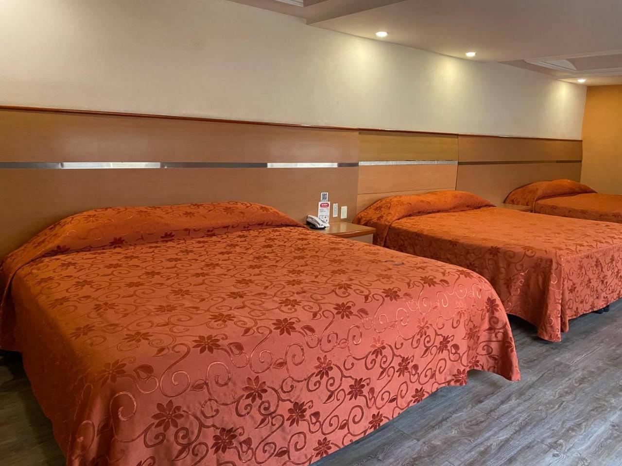 Hotel Y Villas Gran Via メキシコシティ エクステリア 写真