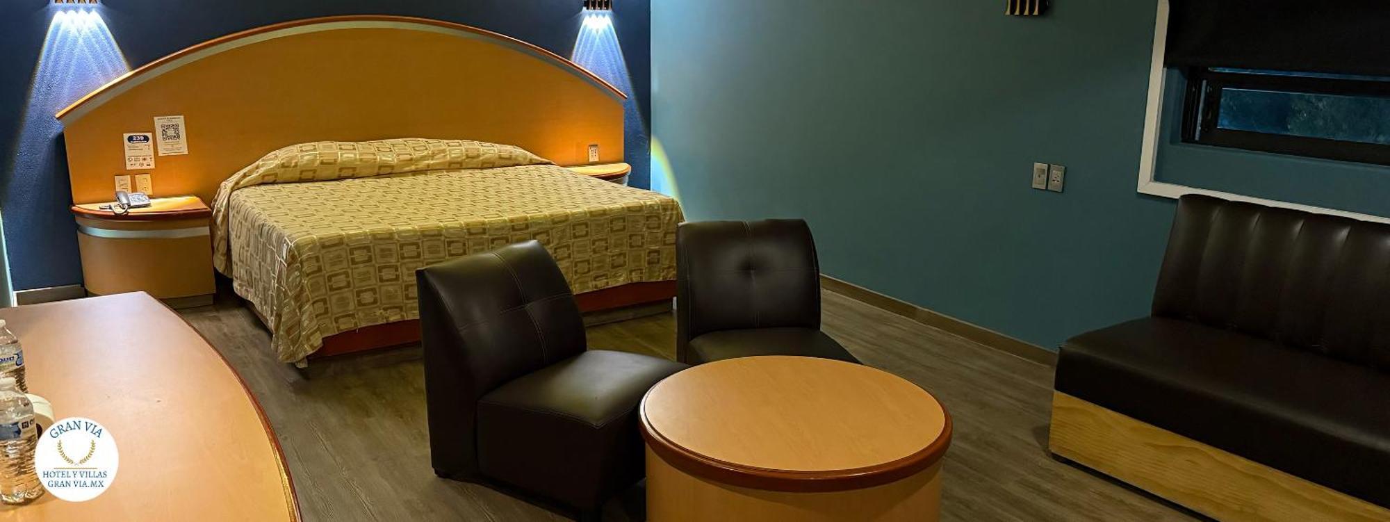 Hotel Y Villas Gran Via メキシコシティ エクステリア 写真