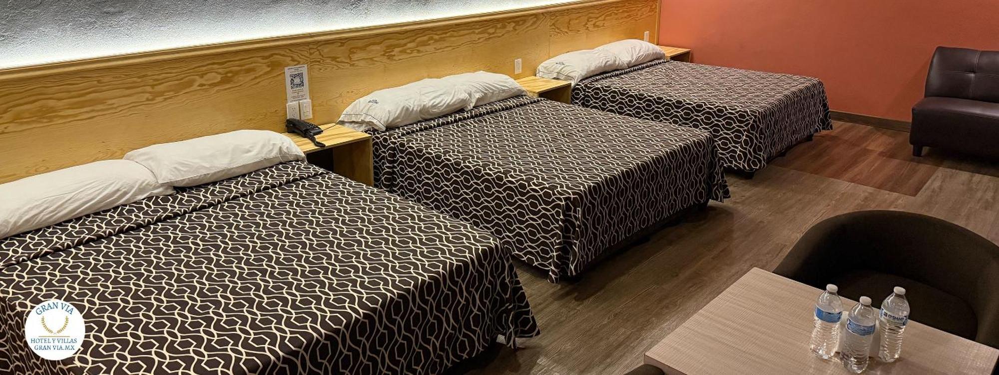 Hotel Y Villas Gran Via メキシコシティ エクステリア 写真