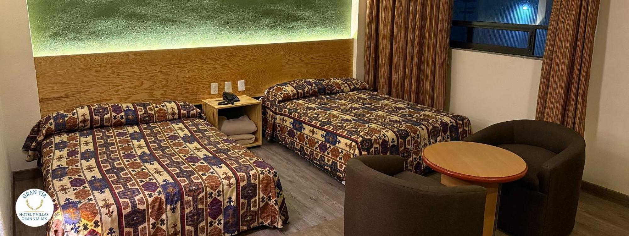 Hotel Y Villas Gran Via メキシコシティ エクステリア 写真