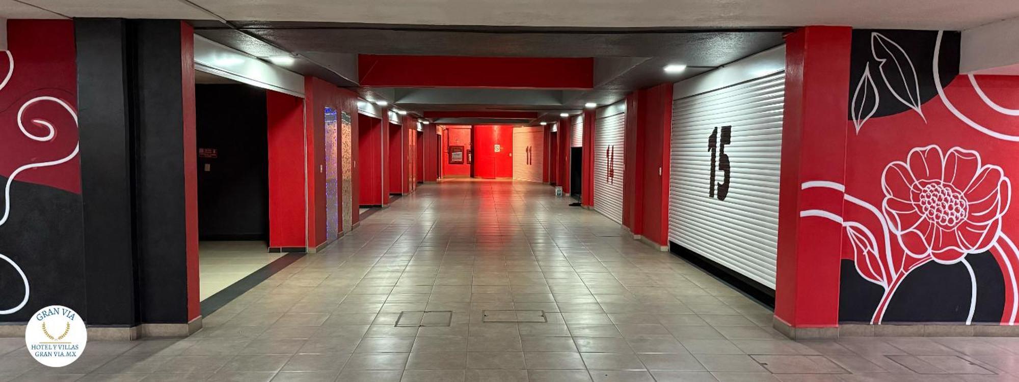 Hotel Y Villas Gran Via メキシコシティ エクステリア 写真