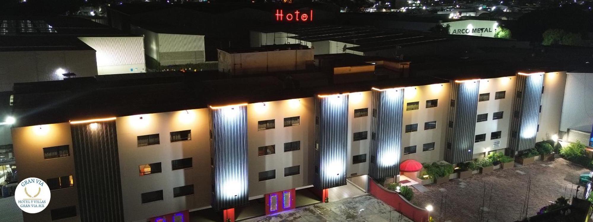 Hotel Y Villas Gran Via メキシコシティ エクステリア 写真