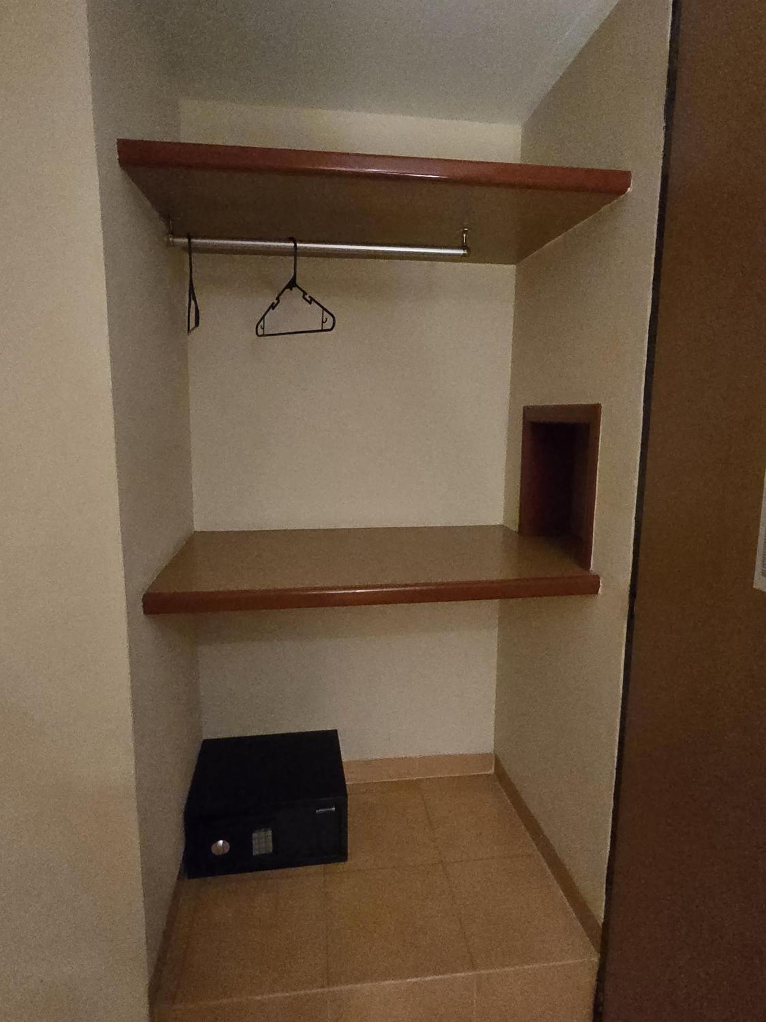Hotel Y Villas Gran Via メキシコシティ エクステリア 写真